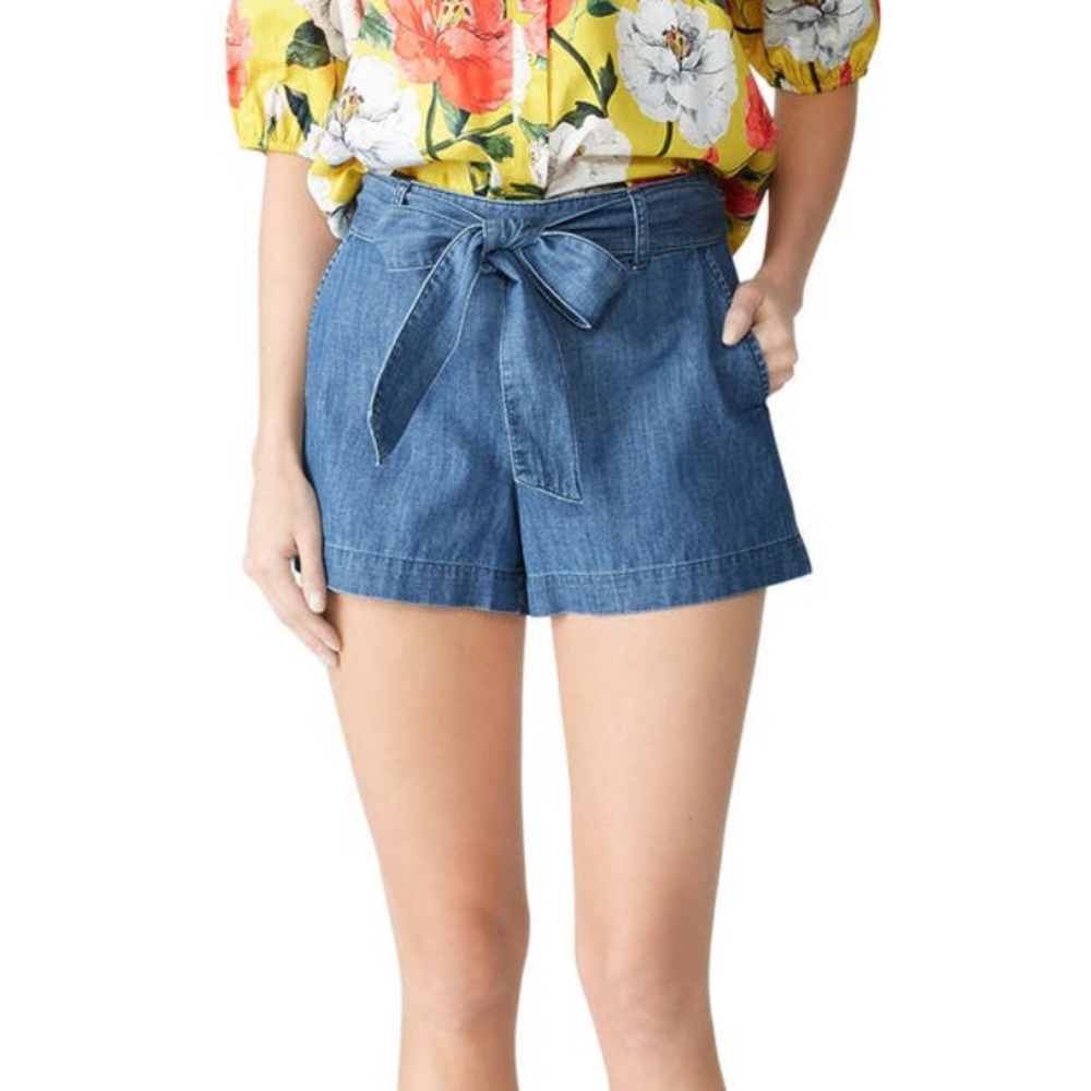 Draper James Chambray Tie Front Shorts - image 2